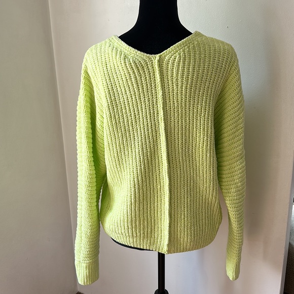 Lime Green Cozy Sweater - Picture 4 of 7